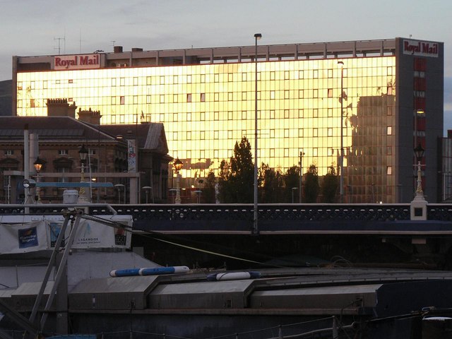 File:Belfast, Royal Mail building - geograph.org.uk - 611375.jpg