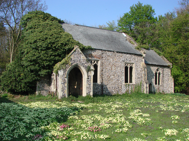 Burlingham St Peter's ruined church - geograph.org.uk - 2199554