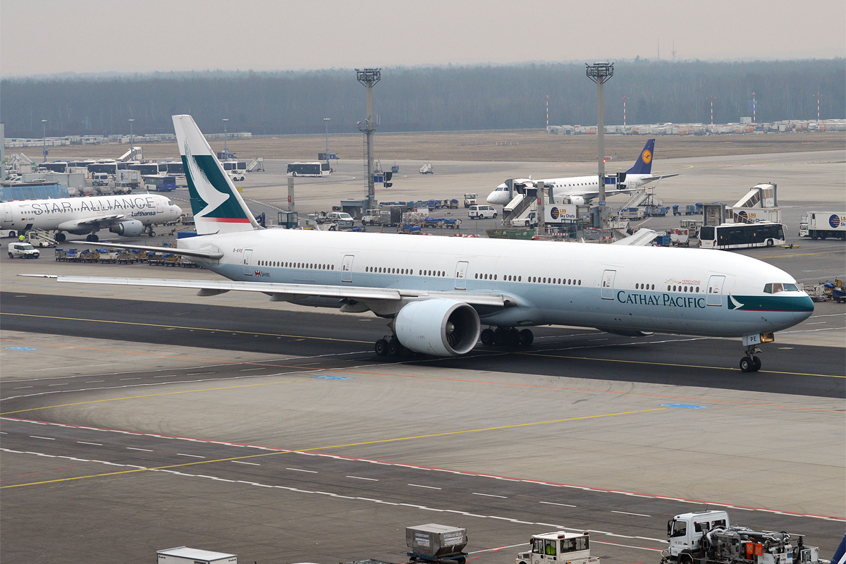File Cathay Pacific B Kpe Boeing 777 367 Er Jpg Wikimedia Commons