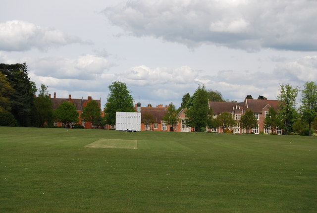 File:Cricket Square, Christ's Hospital School - geograph.org.uk - 1292726.jpg