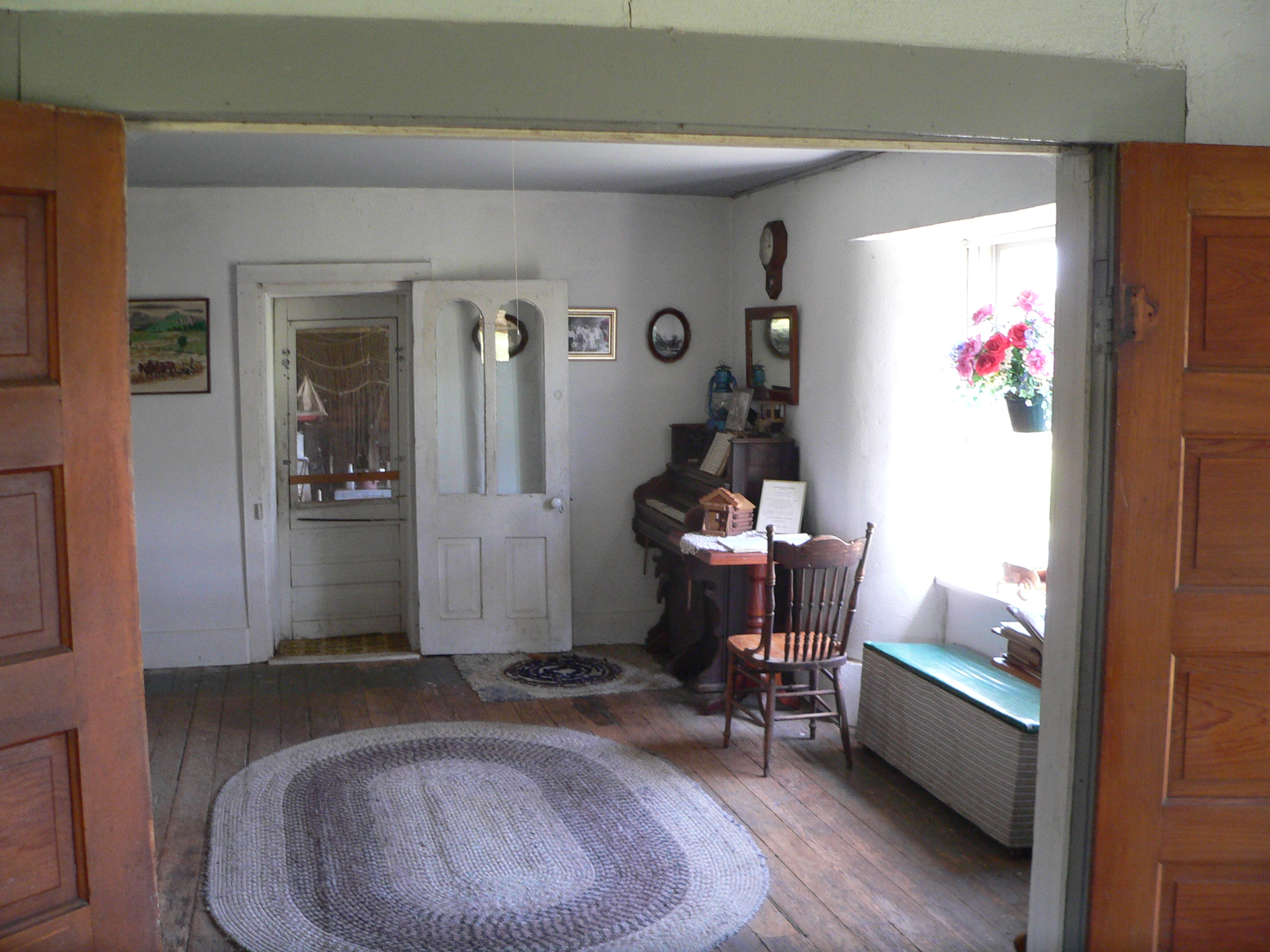 File Dowse Sod House Interior Sc Room Face E 2 Jpg