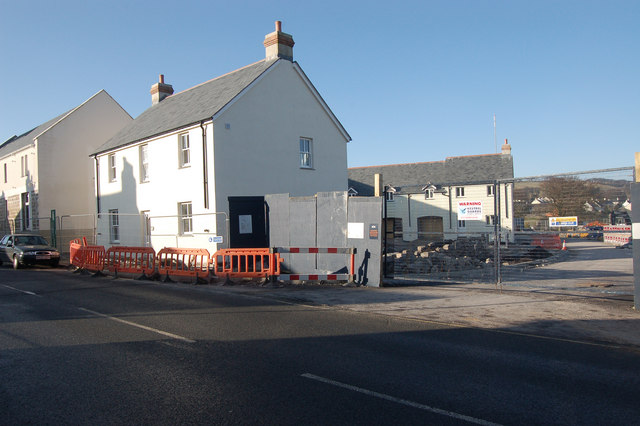 File:Duchy Square, Princetown - geograph.org.uk - 1103268.jpg