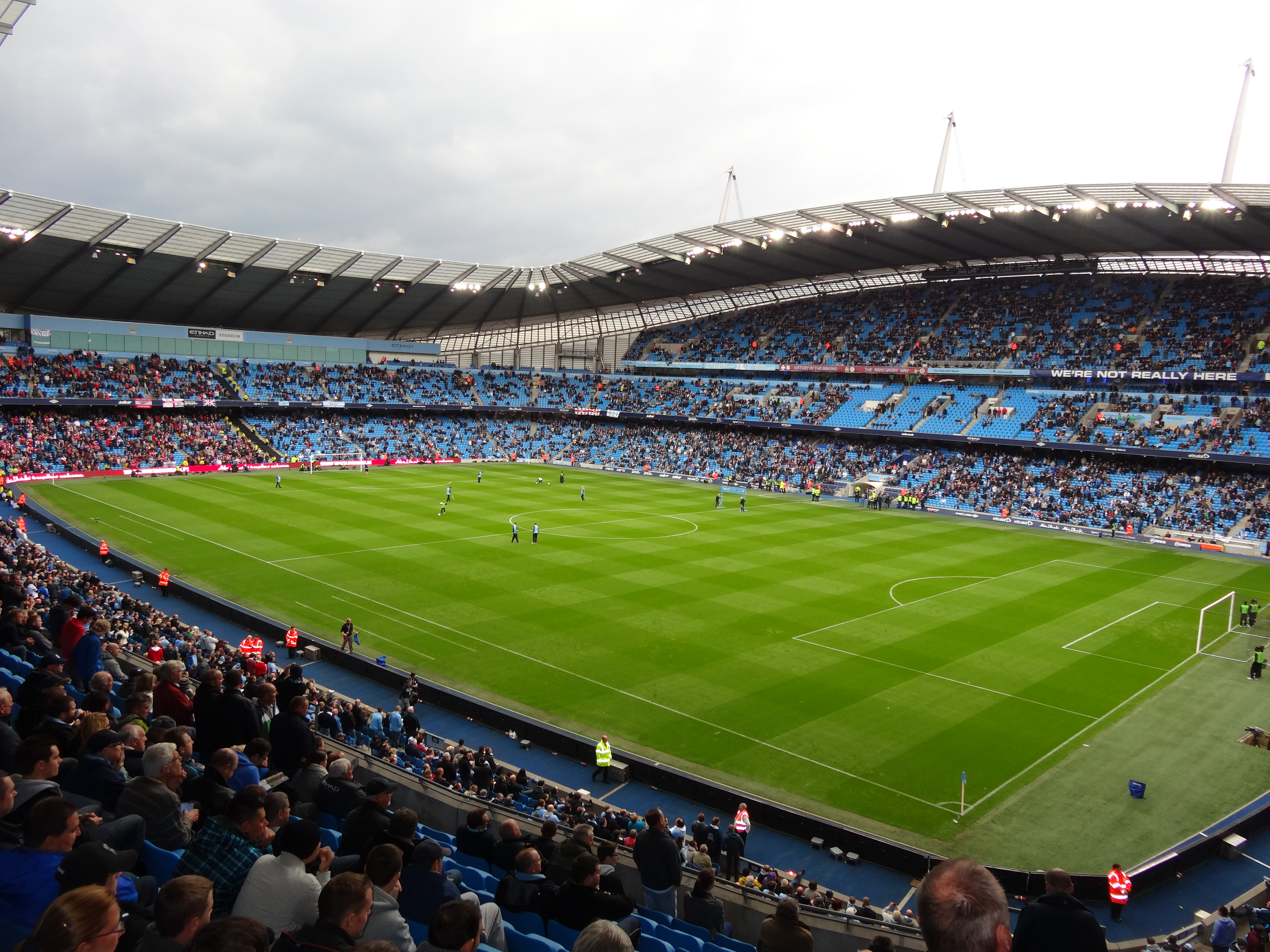 File:Etihad Stadium in Manchester.jpg - Wikimedia Commons