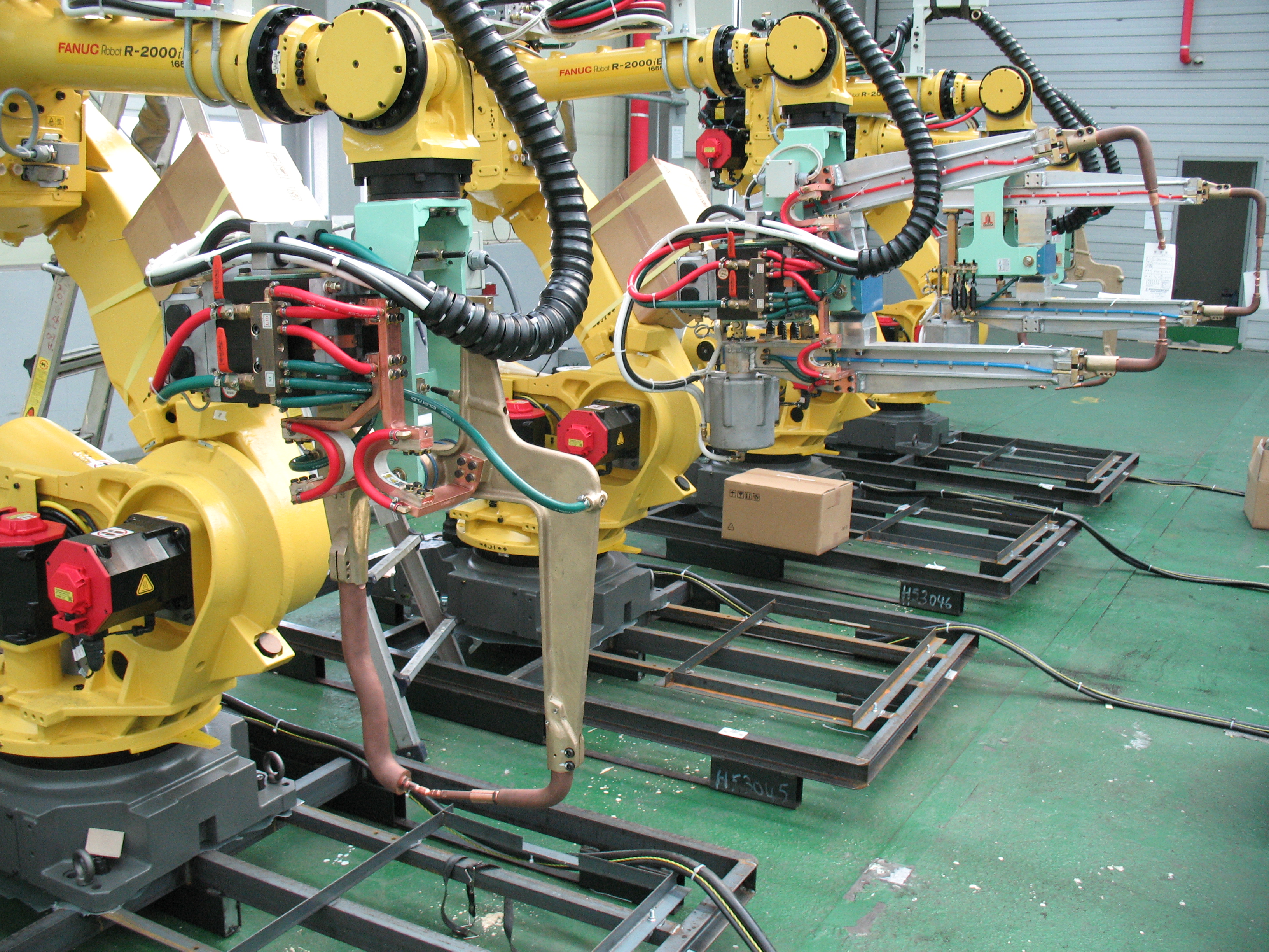 Fanuc robot. Fanuc r-2000ib Robots. Промышленный робот Fanuc r-2000ic/165f. Портальный робот Fanuc. Fanuc 2000i.