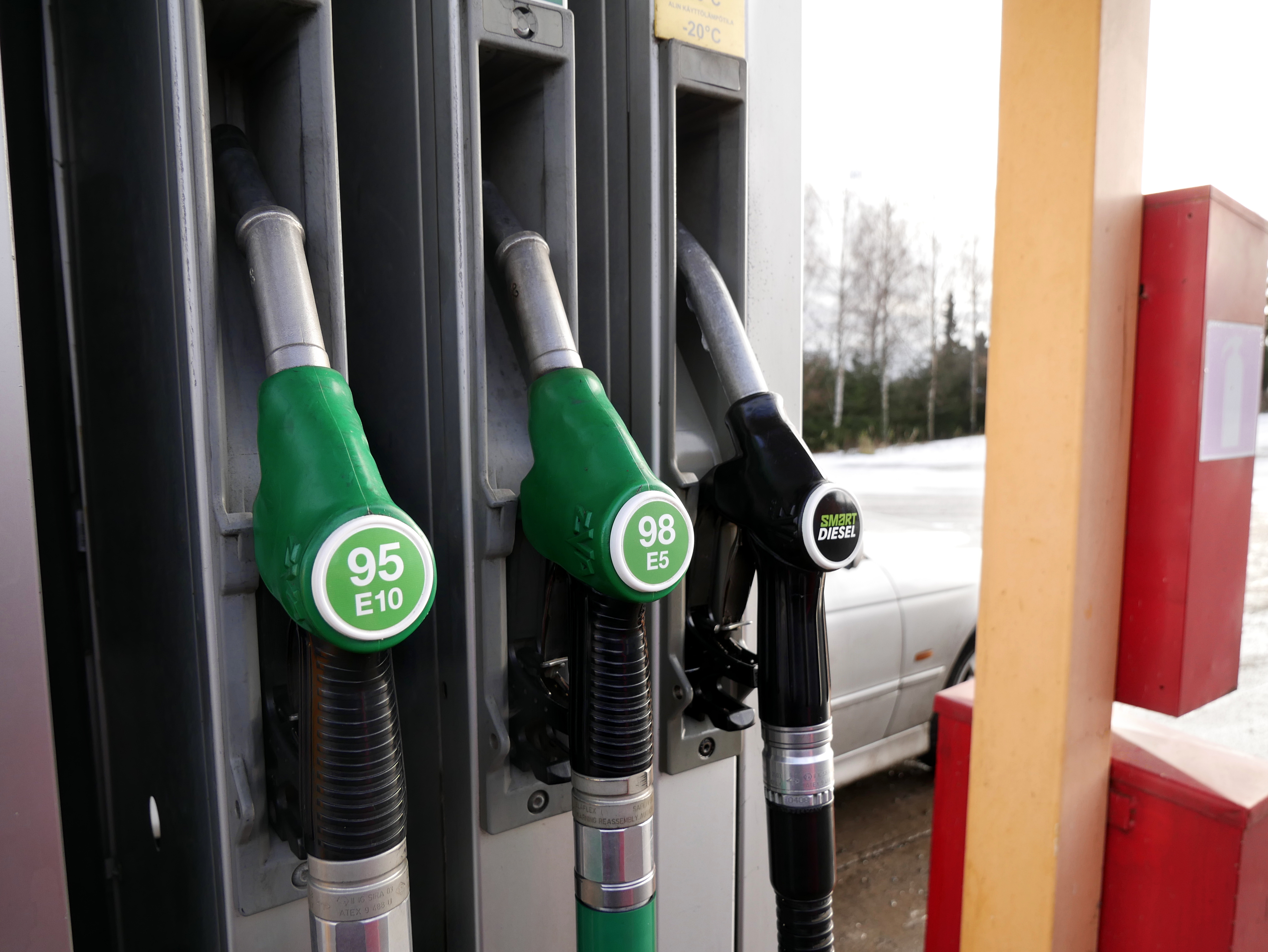 Is E10 Fuel Cheaper