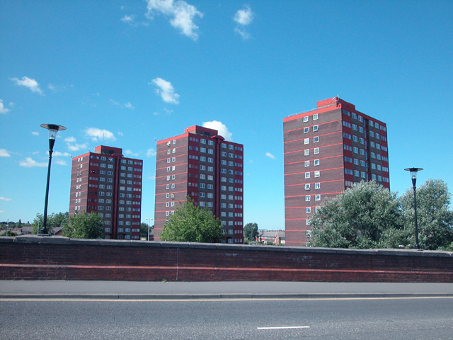 File:High Rise - geograph.org.uk - 34830.jpg