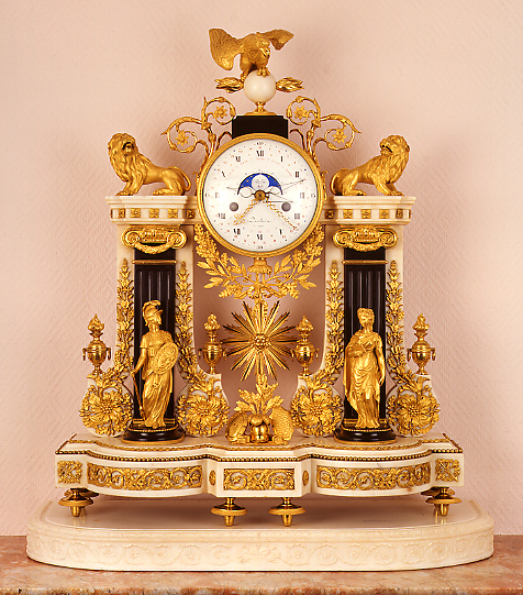 File:Horloge-portique-musee-duesberg.jpg