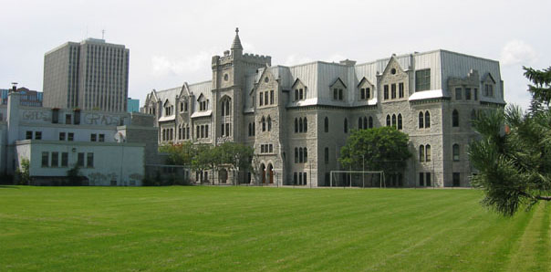 File:Lisgar Collegiate 2004.jpg