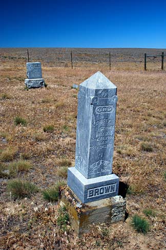 File:Rural Cemetery (Morrow County, Oregon scenic images) (morDA0058b).jpg