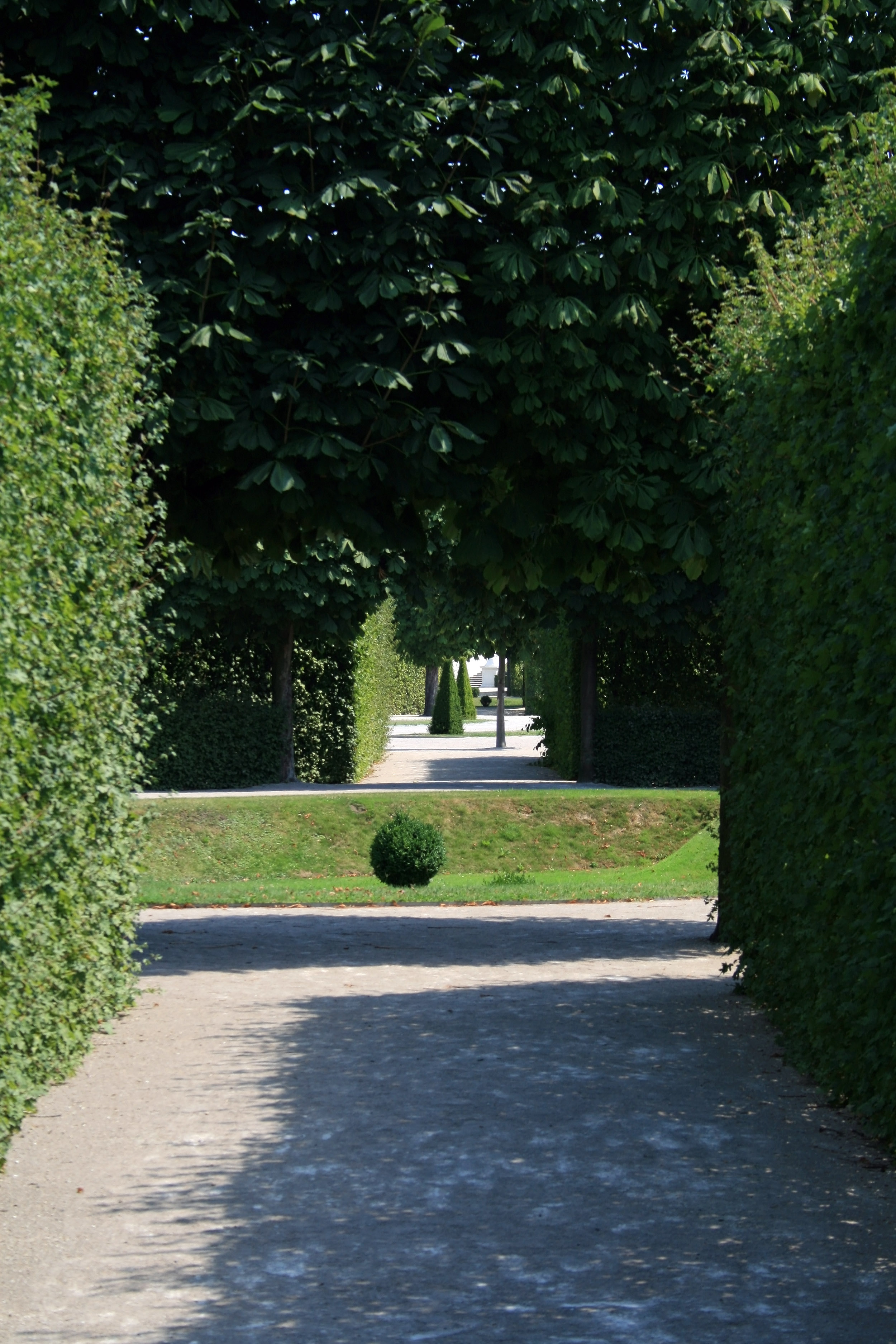 File Schloss Belvedere Wien Garten 2007 Jpg Wikimedia Commons