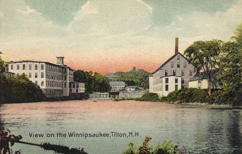 File:View on the Winnipesaukee, Tilton, NH.jpg