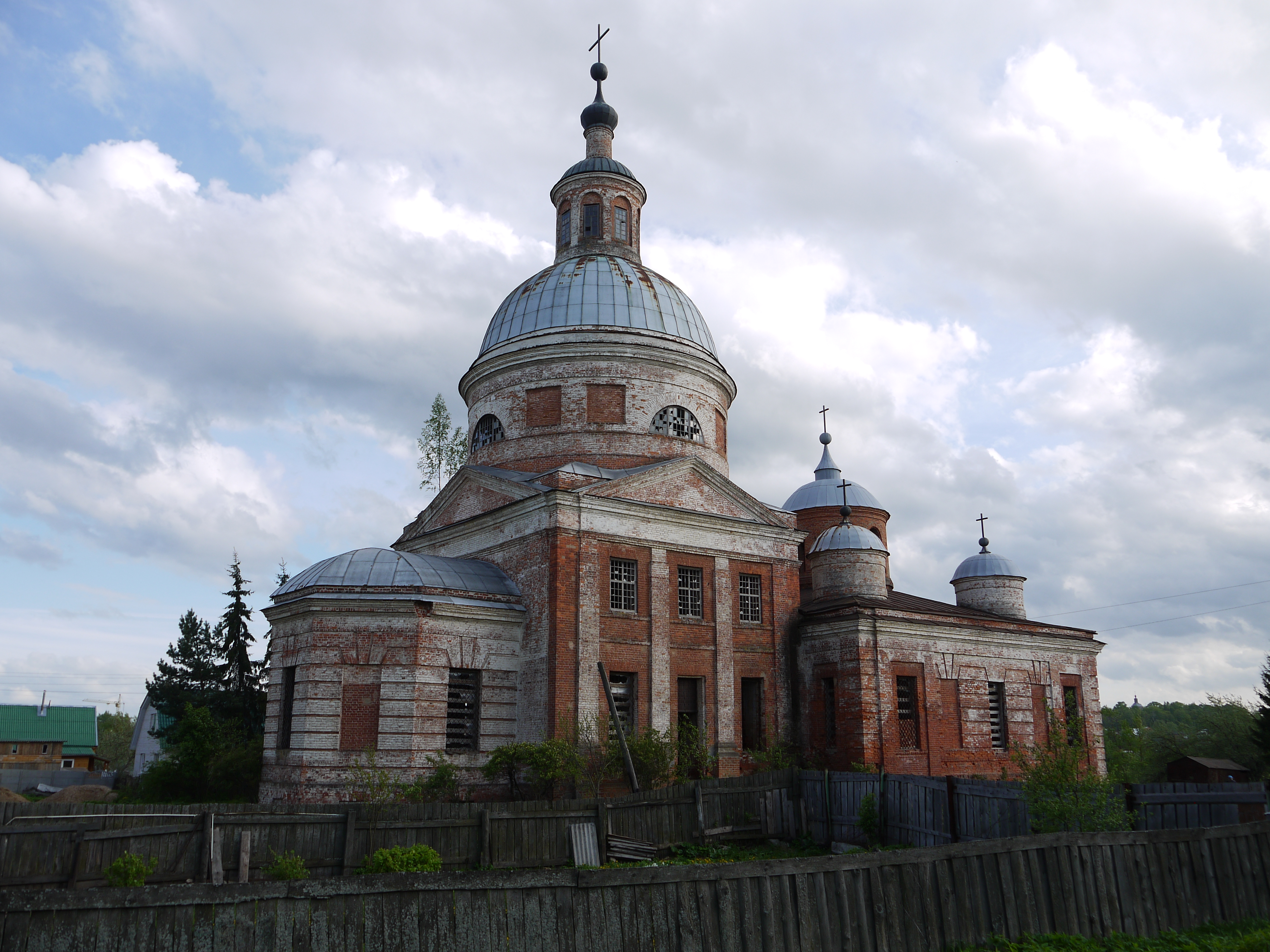 Город Вязьма, церковь Петра и Павла.JPG