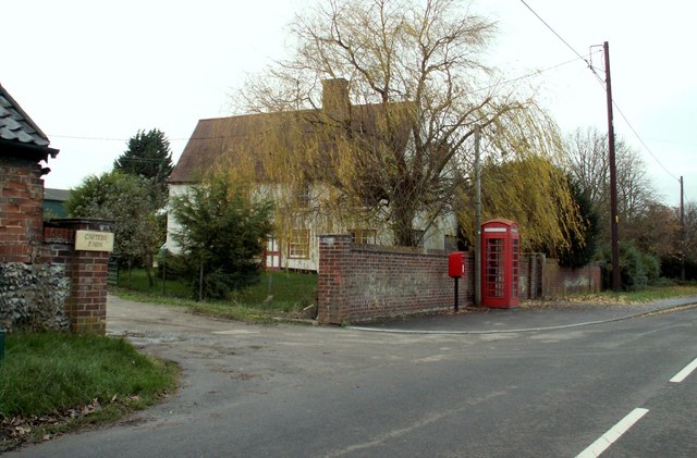 File:A view of Carters Farm on Main Street - geograph.org.uk - 290080.jpg