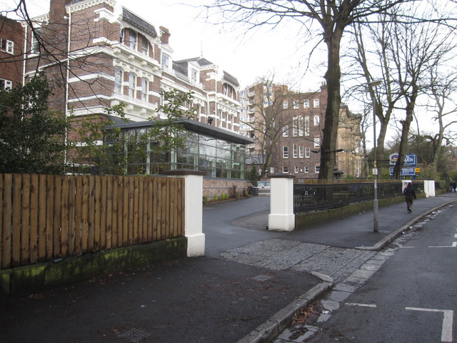 File:Best Western Alicia Hotel ^3 Aigburth Drive - geograph.org.uk - 2232949.jpg