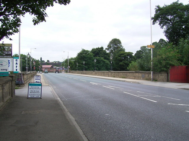 File:Bridge Road, Horbury Bridge - geograph.org.uk - 946848.jpg