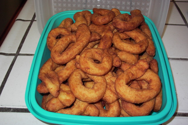 File:Bunuelos san anton.jpg