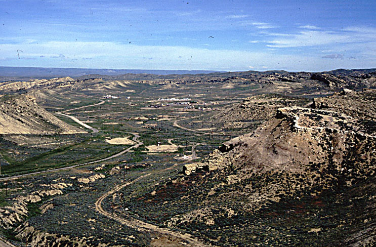 File:Elk Basin MT WY.jpg