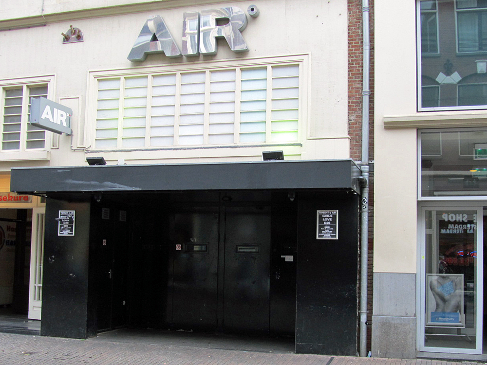 Entrance-air.jpg