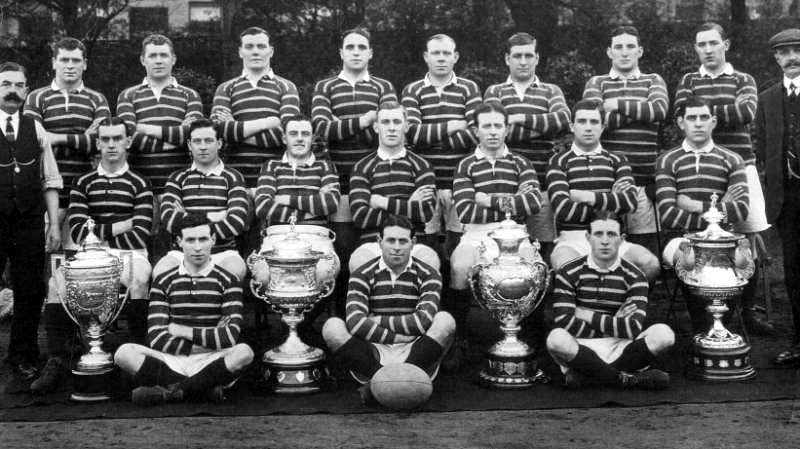 File:Huddersfield rugby team with cups.jpg