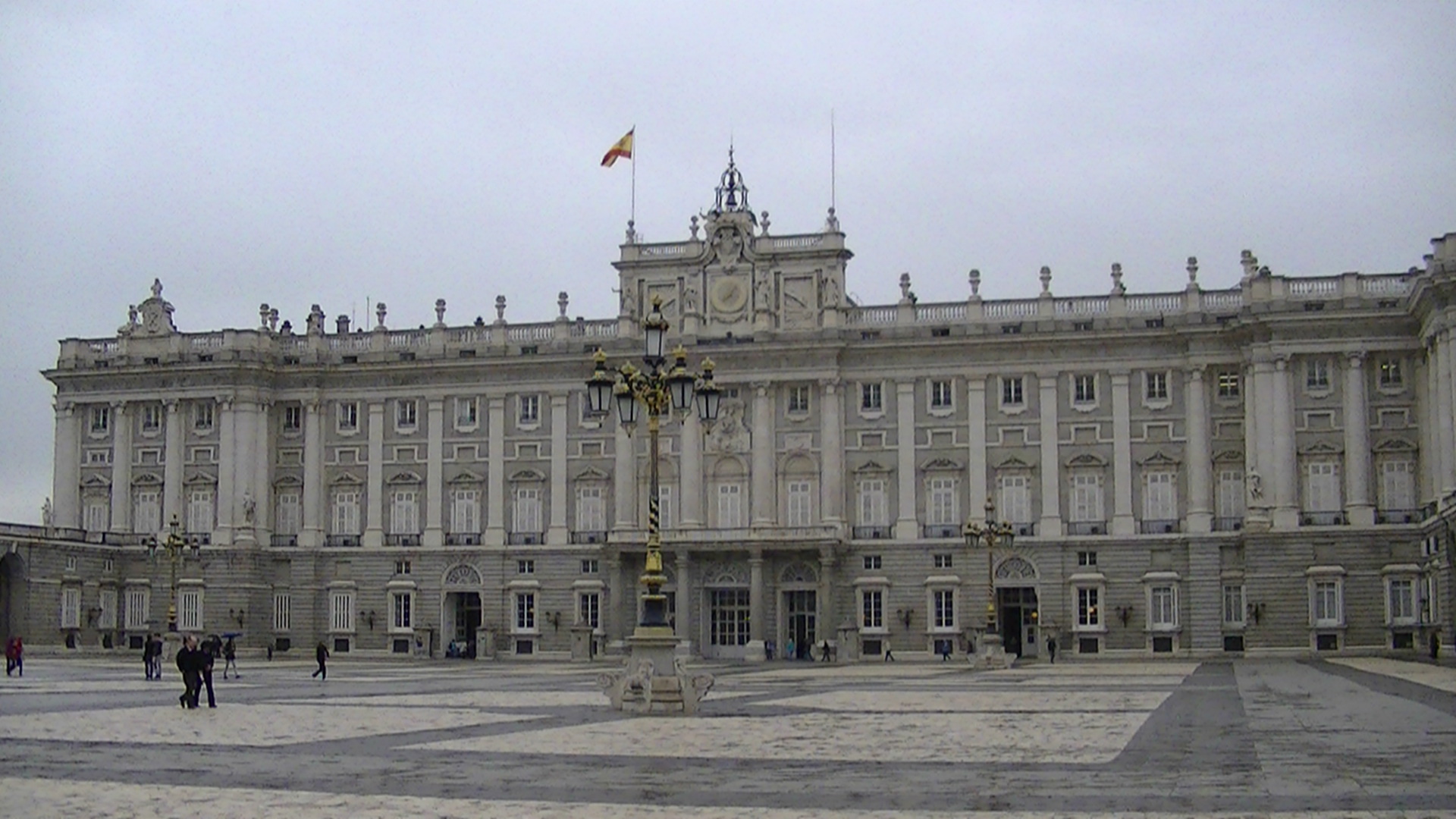 File:Madrid Royal Palace.jpg - Wikimedia Commons