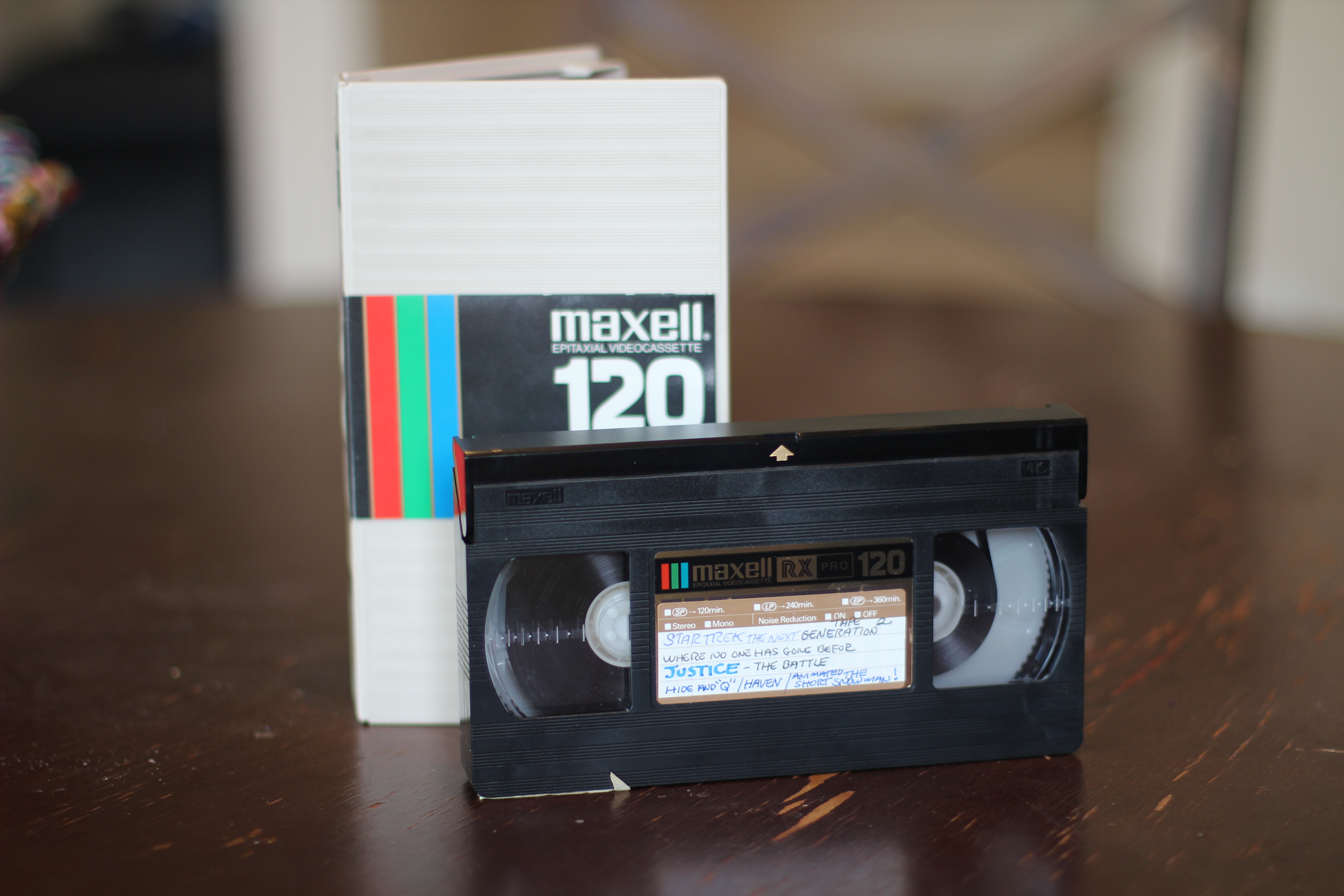 File:Mini DV Video Cassette 3.jpg - Wikimedia Commons