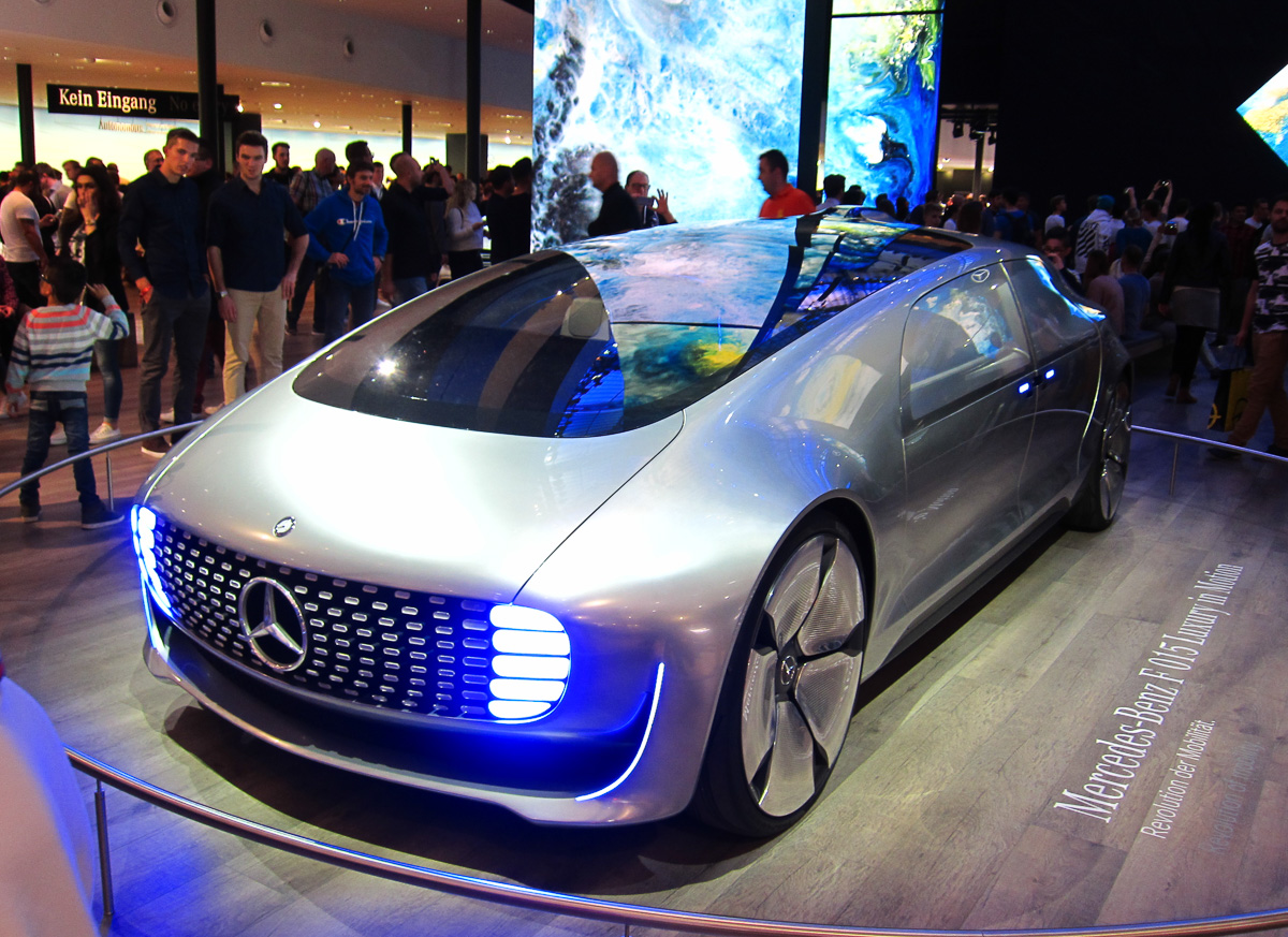 Mercedes Benz f 015 Luxury