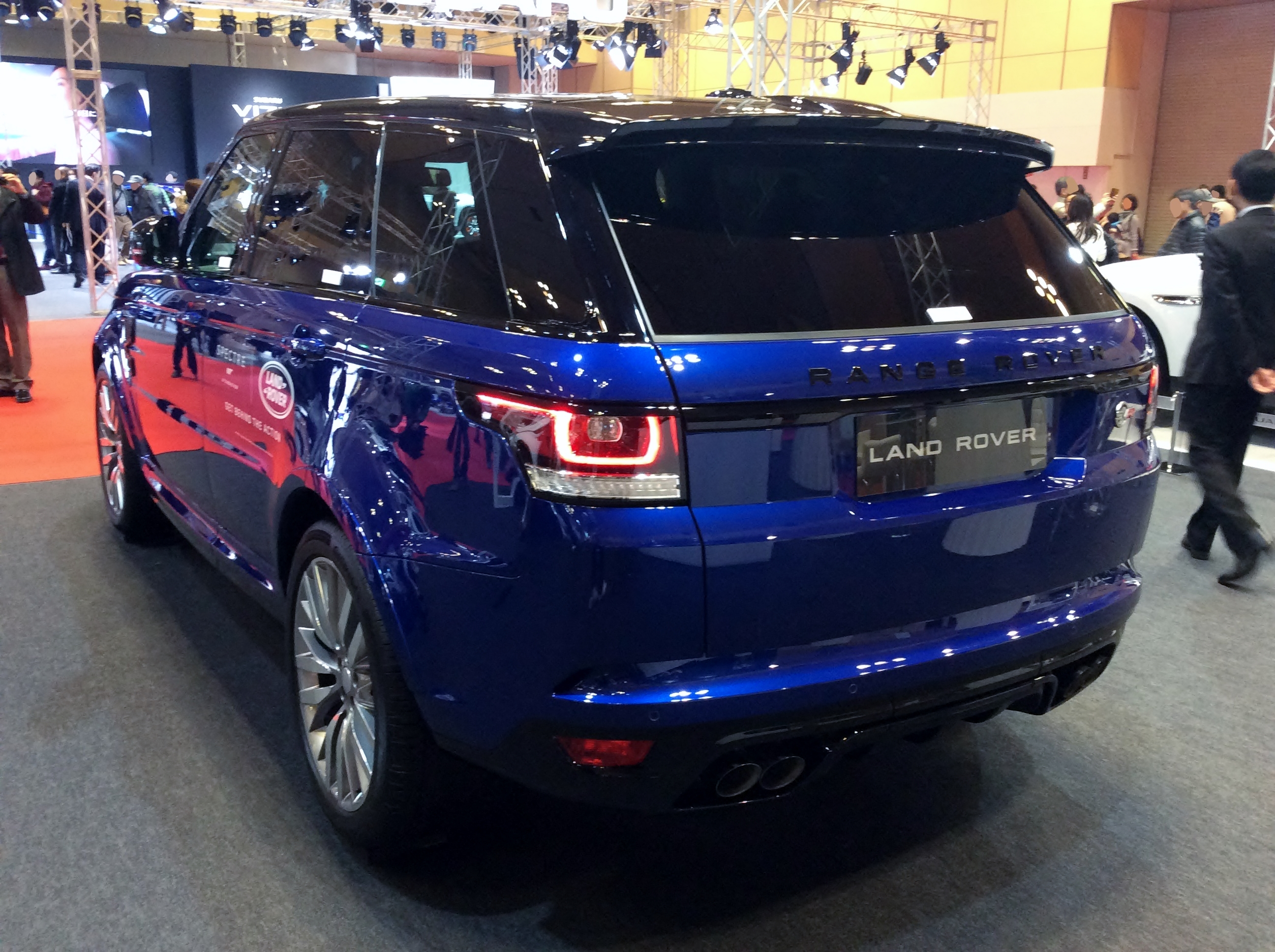 Land Rover Discovery Sport – Wikipedia