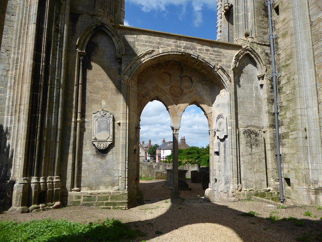 File:Outside Crowland Abbey (7) - geograph.org.uk - 5018959.jpg