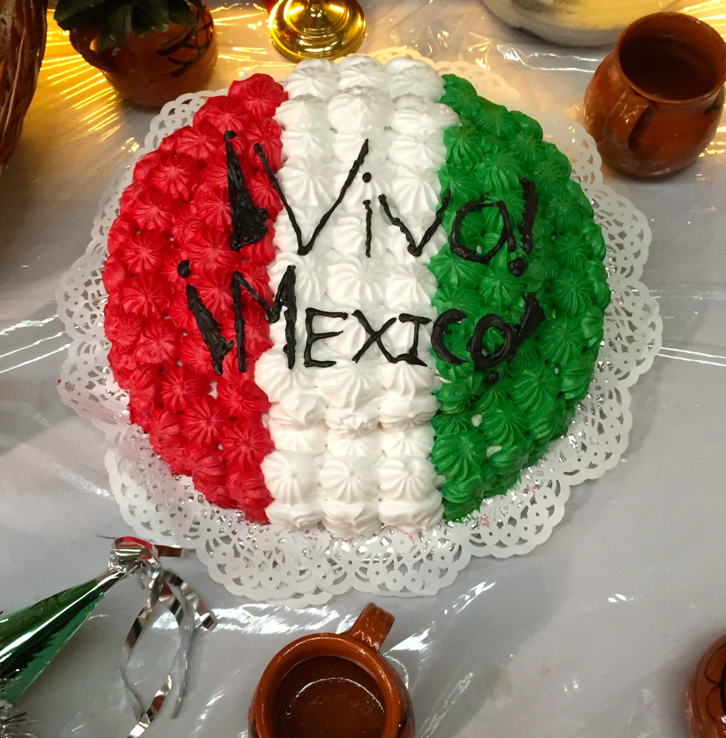 Pastel Viva México.jpg