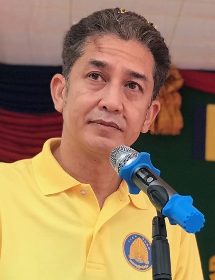 File:Prince Norodom Chakravuth addresses party (cropped).jpg