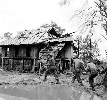 File:Royal Scots searching for snipers 12-1944.jpg