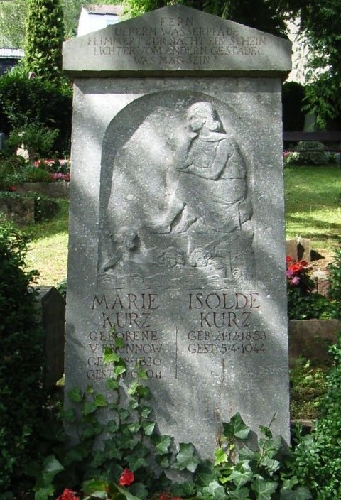 Grabmal der Isolde Kurz auf dem Stadtfriedhof