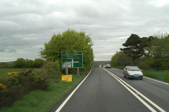 File:The B3274 turning to St. Austell 