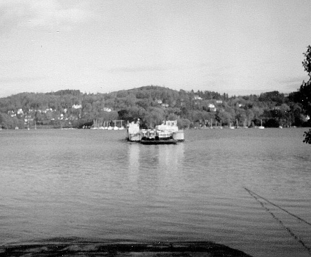 File:Windermere Ferry - geograph.org.uk - 993827.jpg