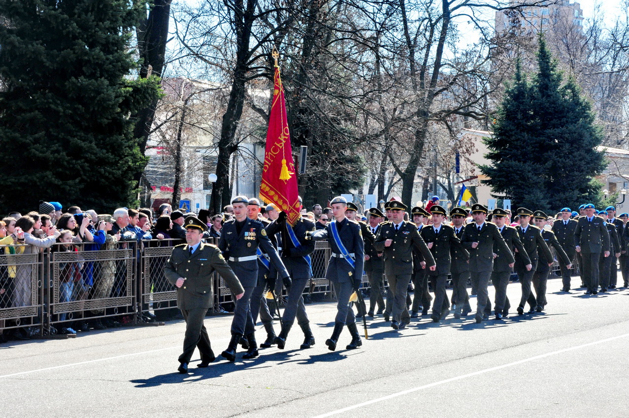 Одесские войска. Военная Академия Одесса. Одесская Военная Академия. Одесское военное училище Украина. Киевская Академия ВВС Украины.