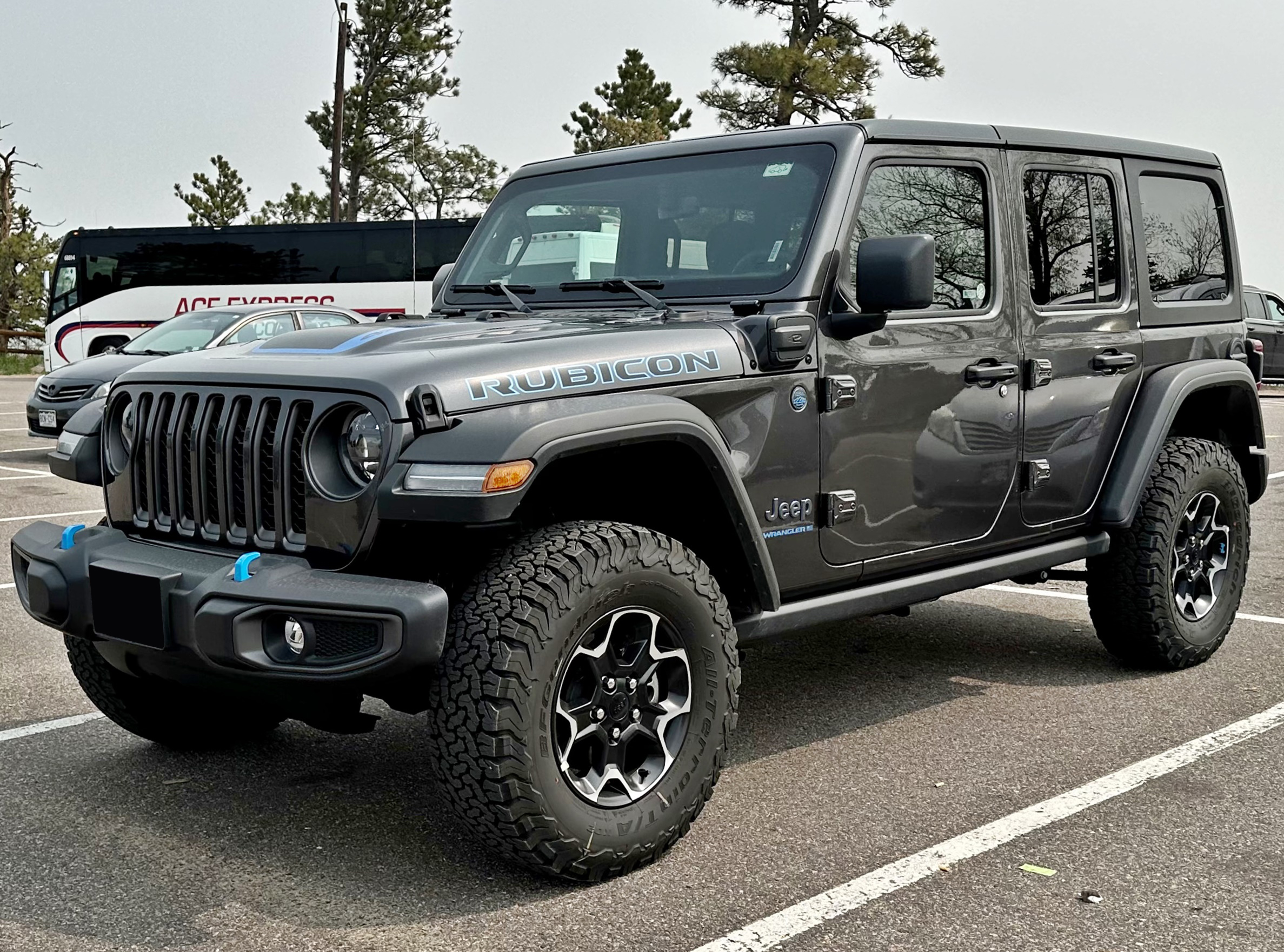 Фото Jeep Wrangler