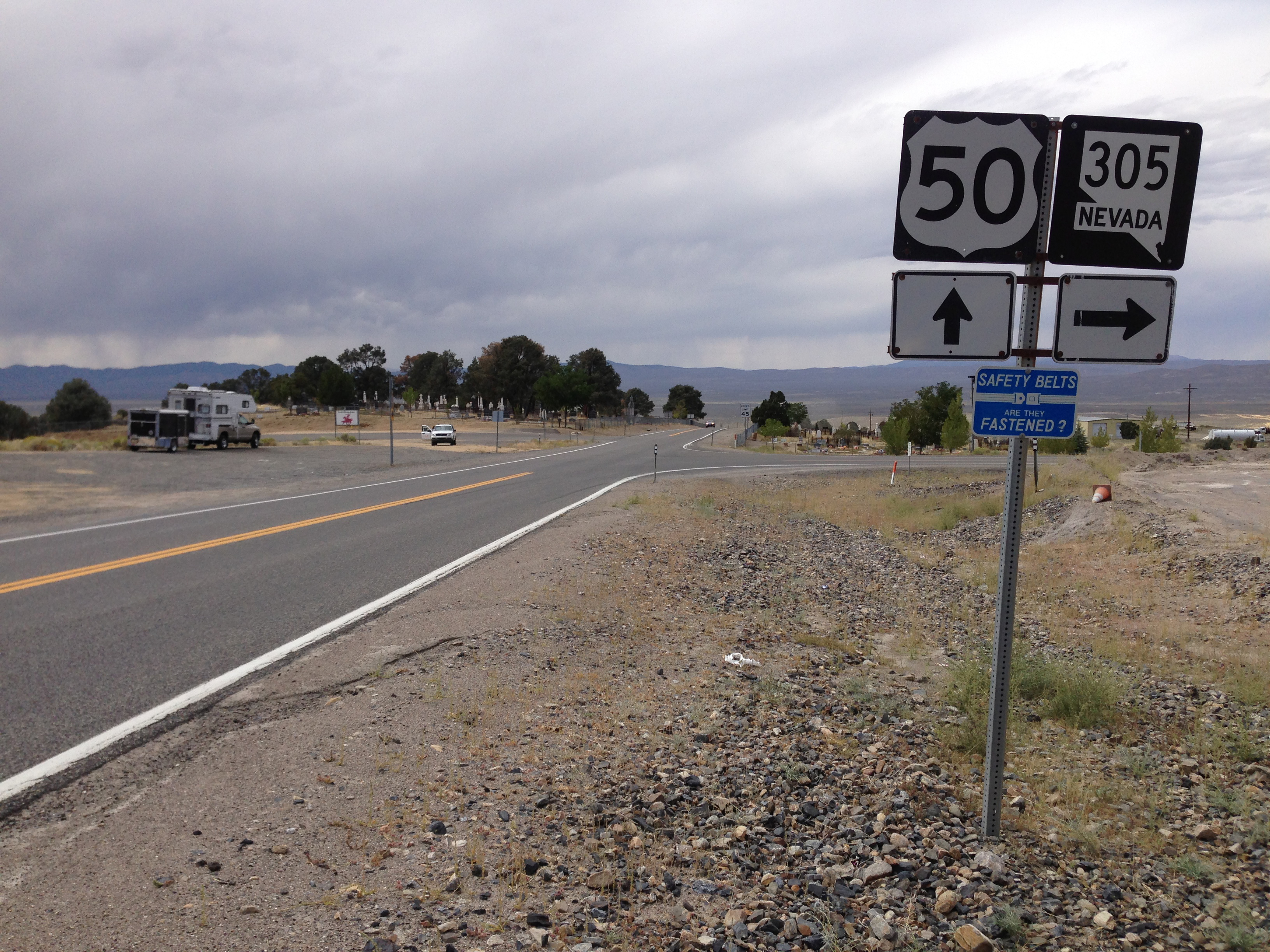 View 56. Остин Невада. Route 50 Nevada эмблема.