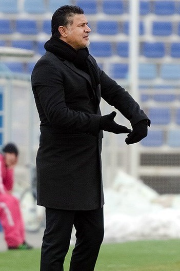 File:Esteghlal FC vs Sepahan FC, 30 January 2015 - 15.jpg - Wikipedia