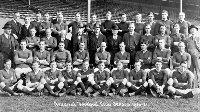 File:Arsenal FC 1920-21.jpg