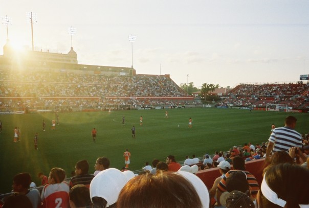 File:Dynamo vs rapids 040206.jpg