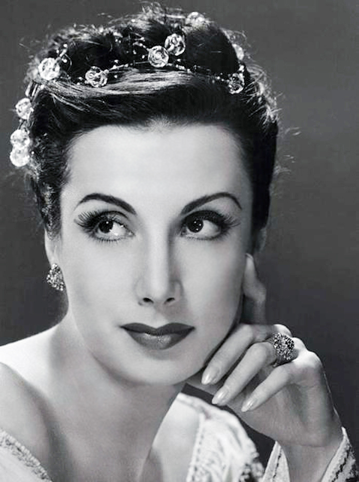 1940s promotional portrait photo