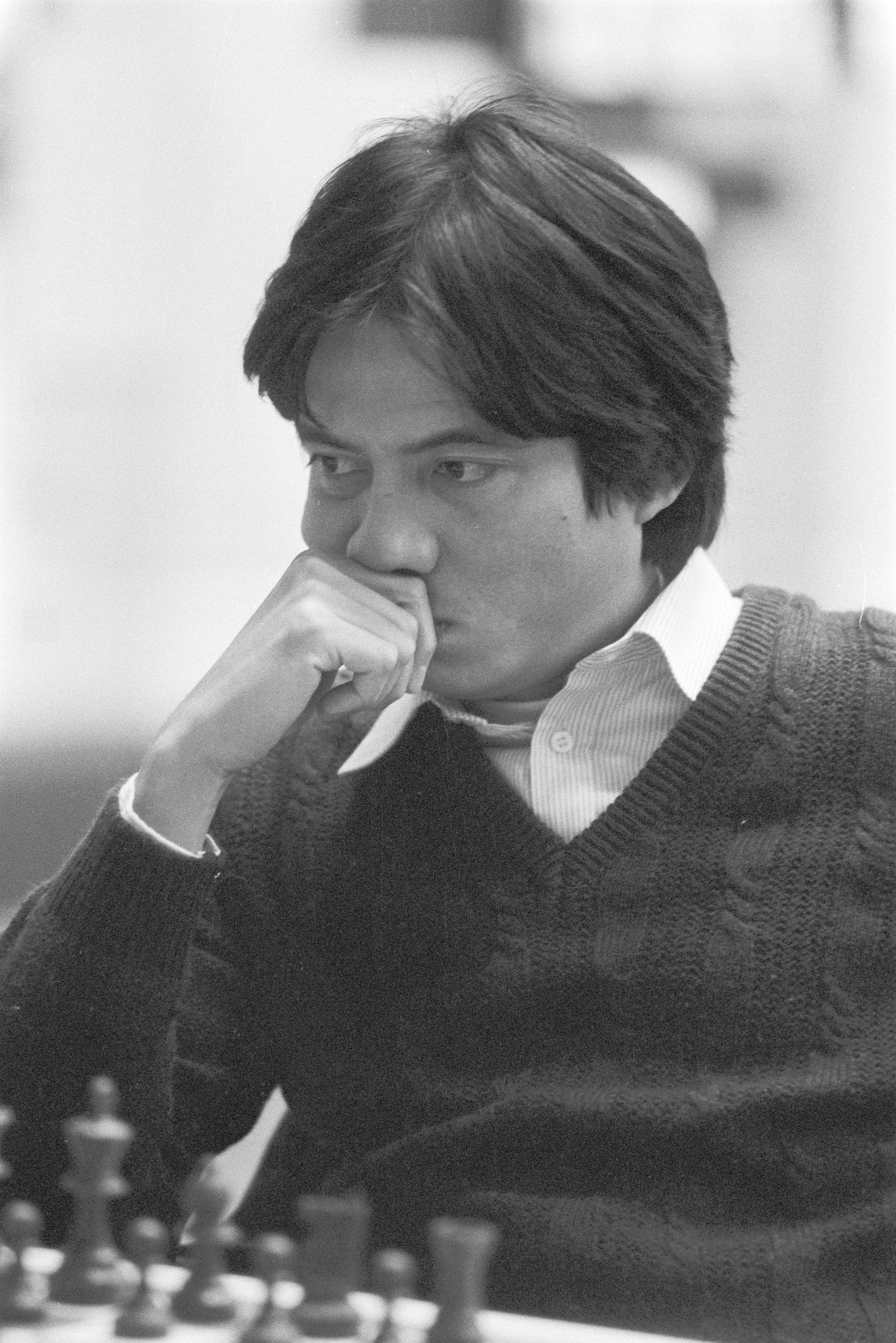 Larsen - Tal 3rd place Candidates Playoff (1969) chess event