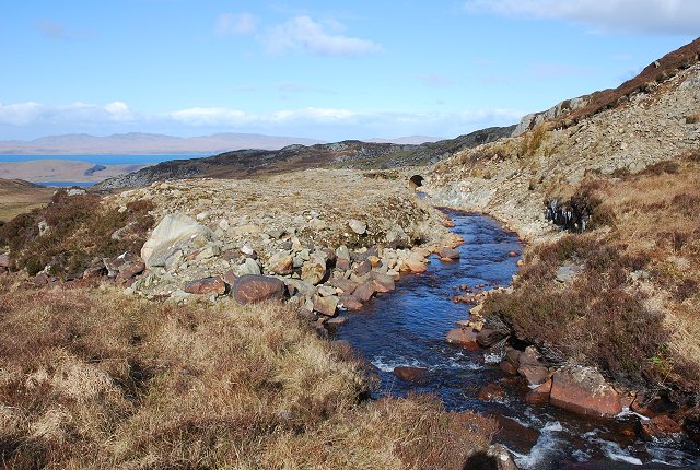 File:Leat on Eas Daltot - geograph.org.uk - 733369.jpg