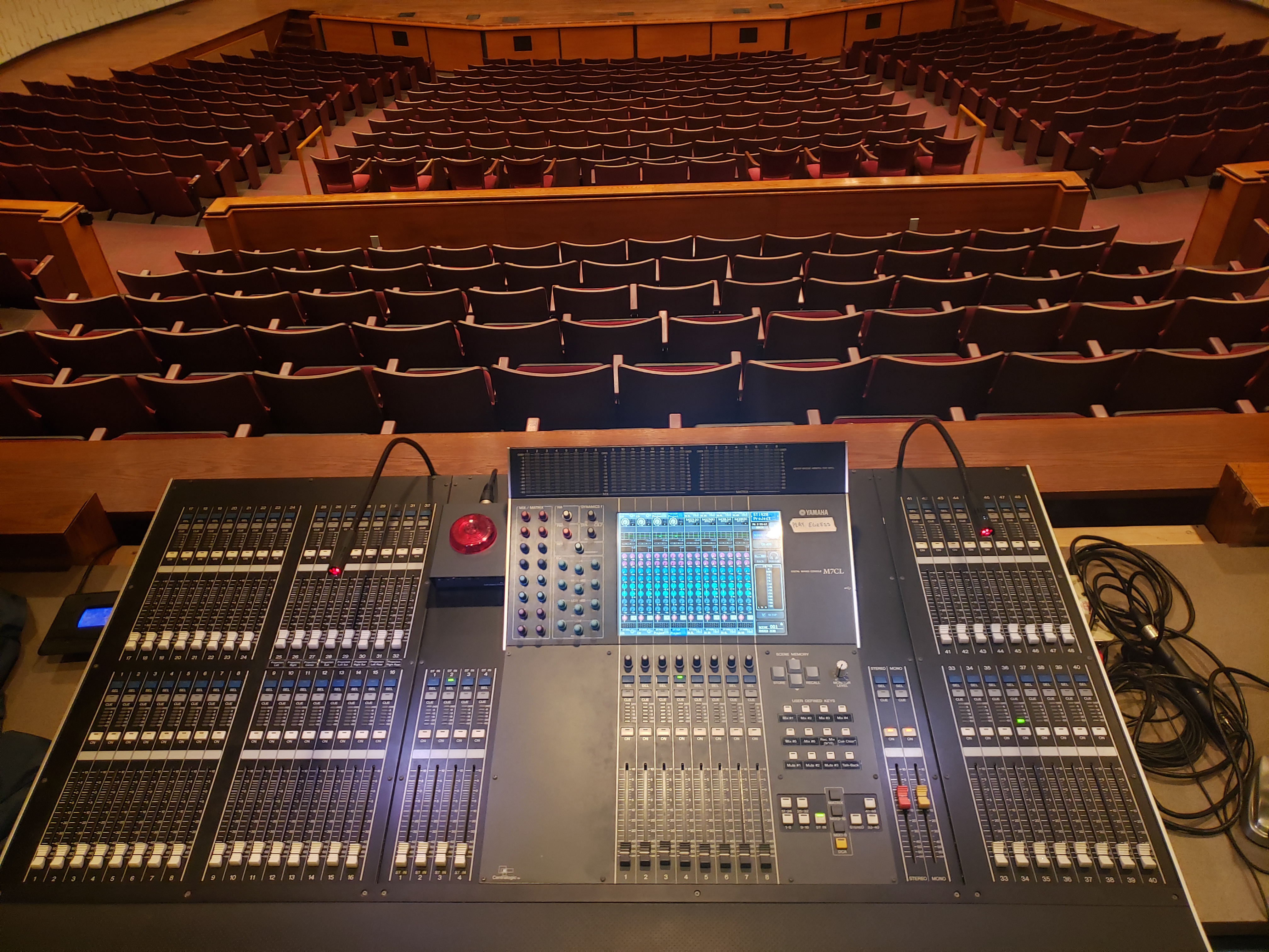 pelleten Udled Baron Digital mixing console - Wikipedia