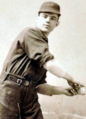 <span class="mw-page-title-main">Matt Kilroy</span> American baseball player (1866–1940)