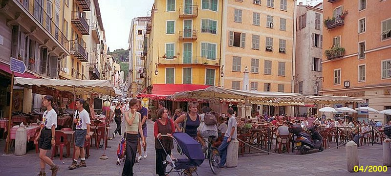 File:Nice-VielleVille-PlaceRossetti P3.jpg