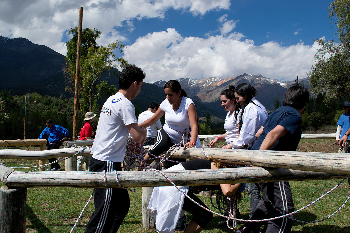 Включи проведение. Zoom Team building. Team building de. Team building Barbiku. Team building Armenia.