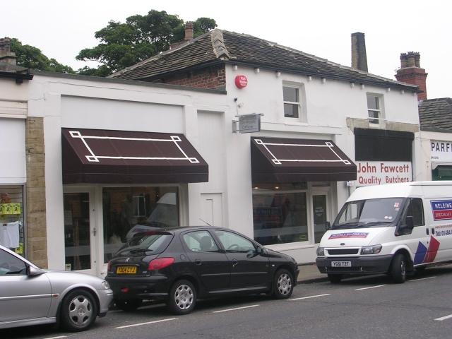 File:The Old Post Office - Northgate, Almondbury - geograph.org.uk - 966209.jpg