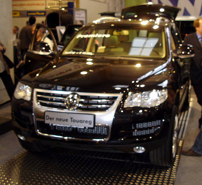Volkswagen Touareg - Wikipedia