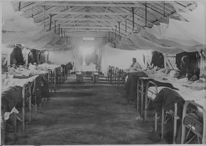 File:Visite de Justin Godart aux hôpitaux de Salonique (26 août 1917) - Zeitenlik (anciennement) ; Stavroupoli (actuellement) - Médiathèque de l'architecture et du patrimoine - APOR129359.jpg